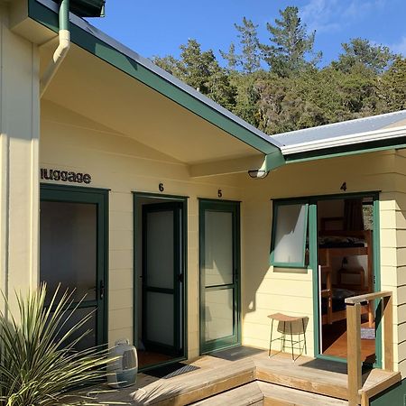 Pickled Parrot - Boutique Hostel Paihia Exterior photo